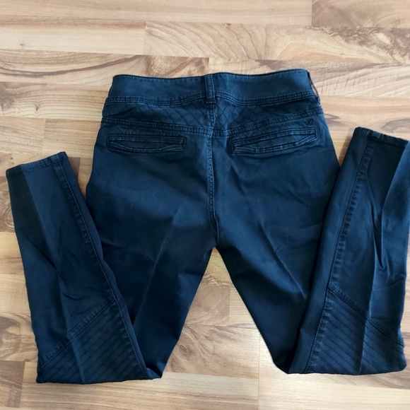 Ladies Pants - Picture 4 of 4